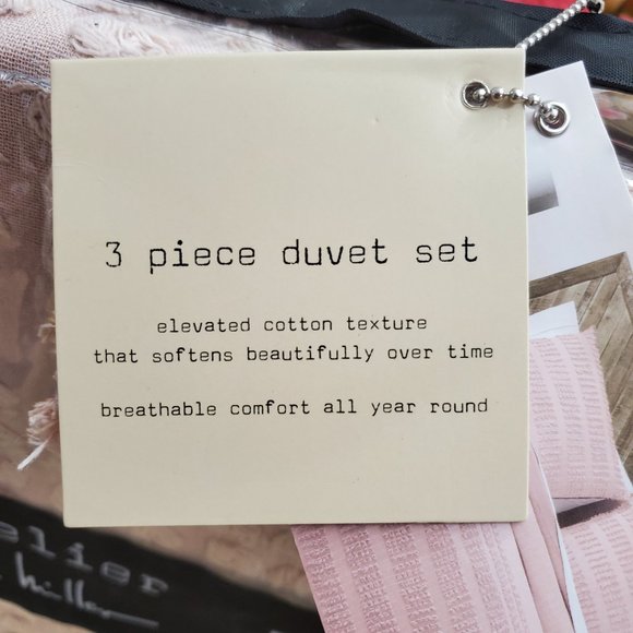 Artelier Nicole Miller Duvet Set - Picture 4 of 11